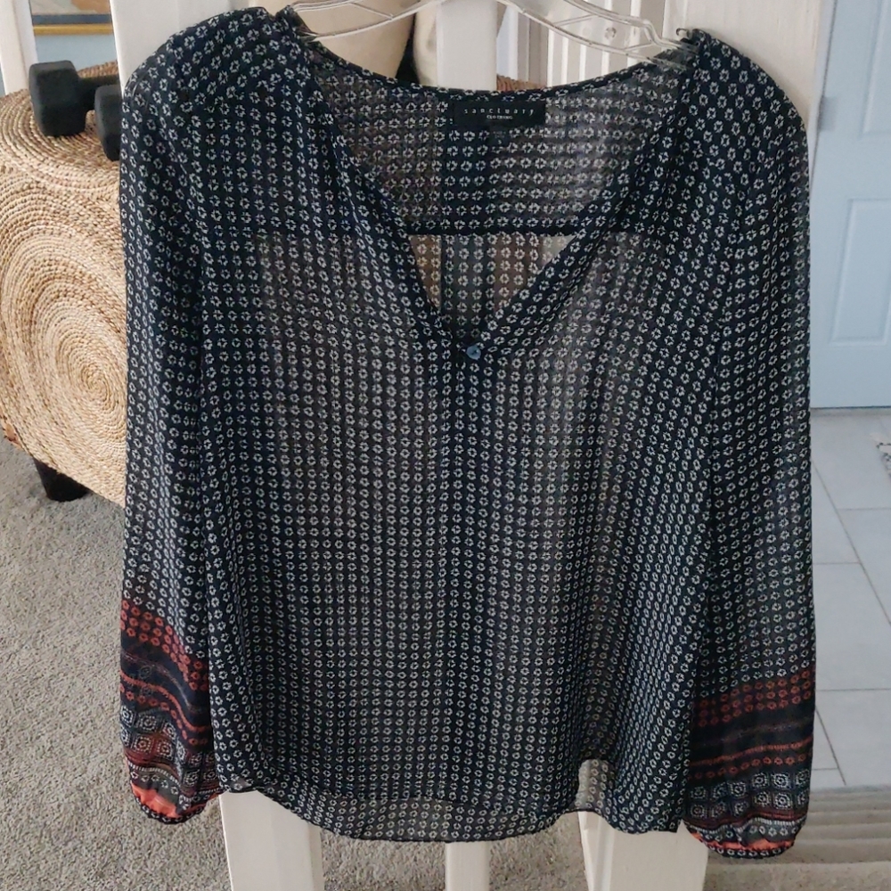 Gorgeous flowing blouse